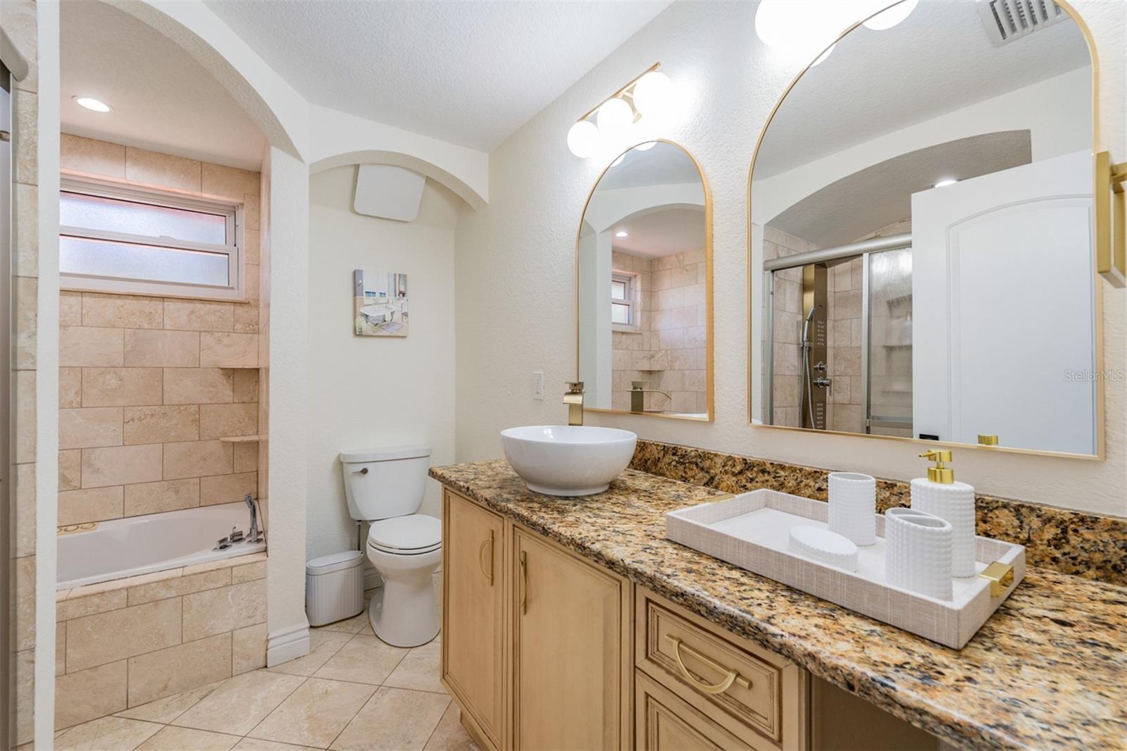 Image 22 of 62 For 9517 Flora Street