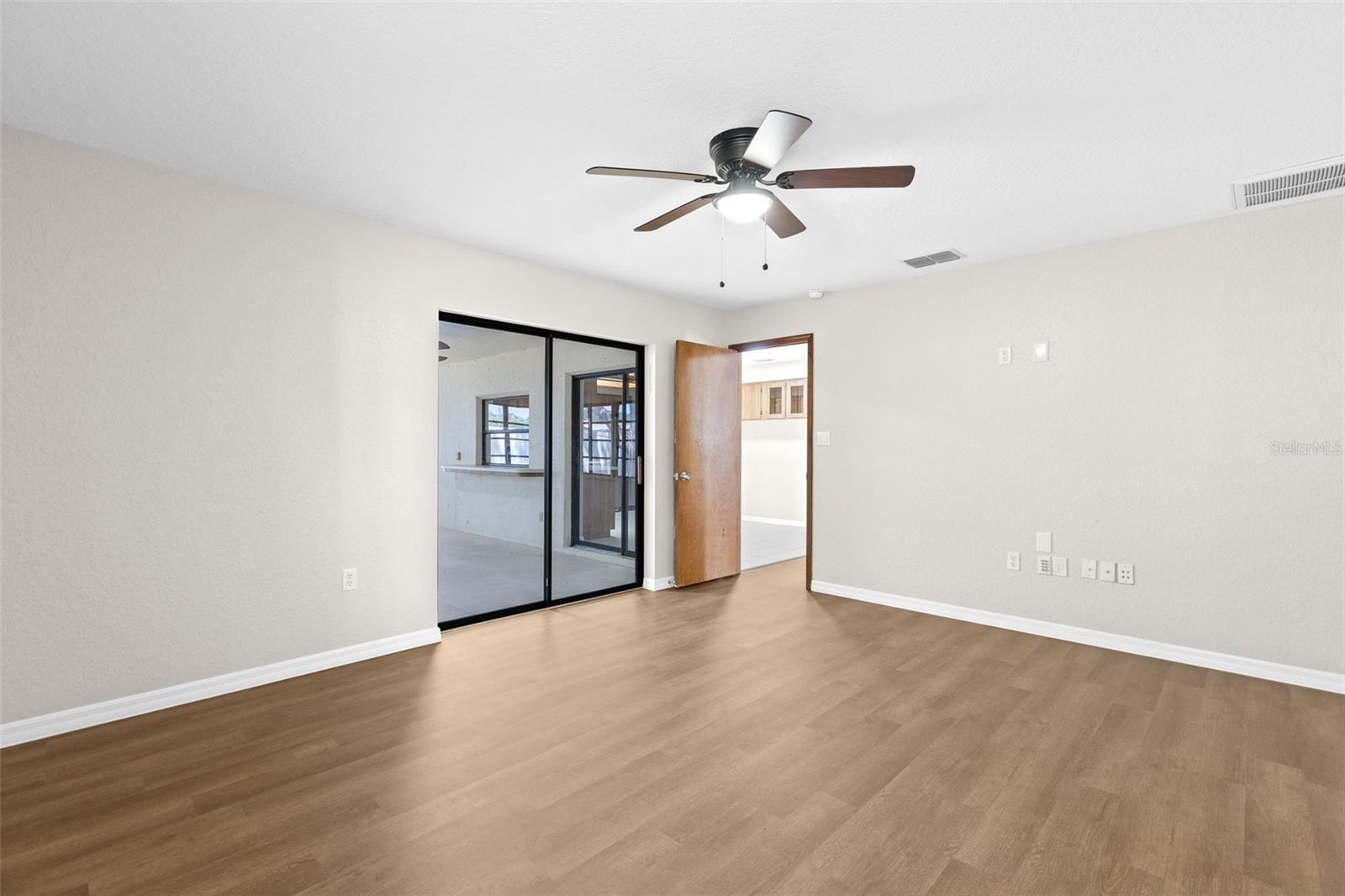 Image 35 of 43 For 8829 Bermuda Lane