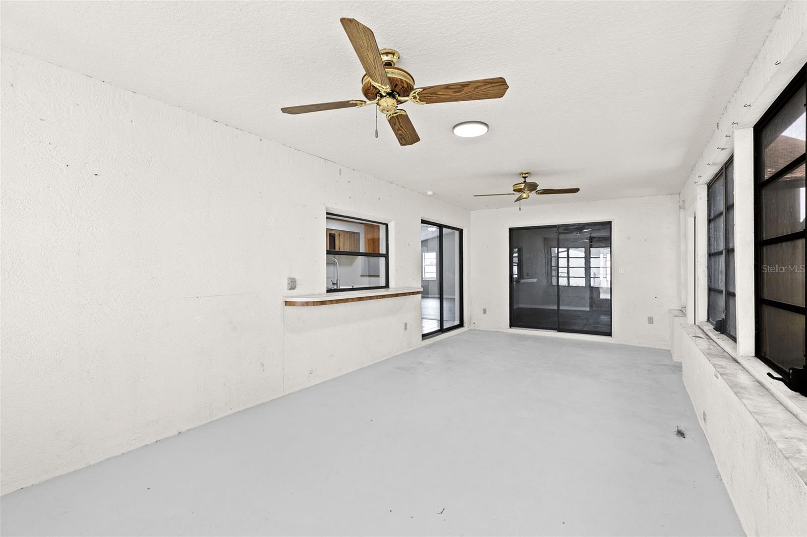 Image 40 of 43 For 8829 Bermuda Lane