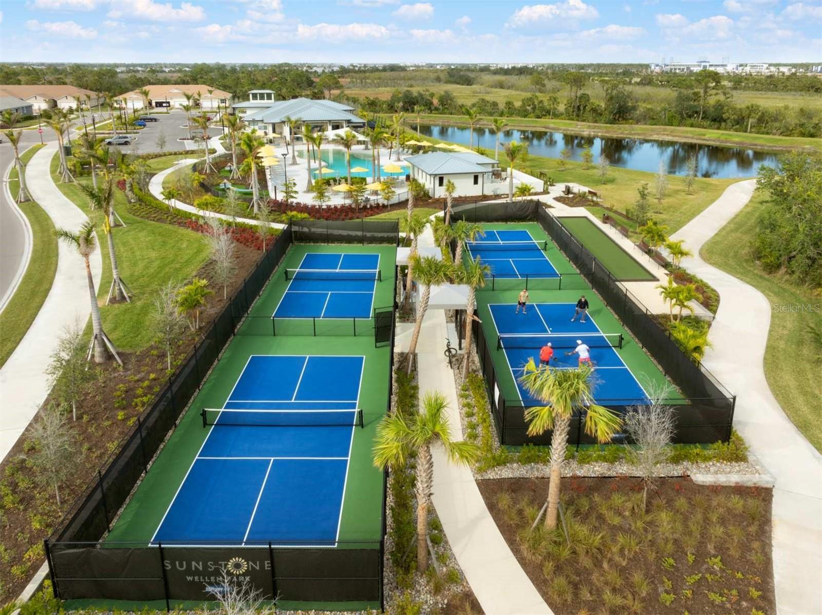 Image 27 of 37 For 17864 Stillness Court