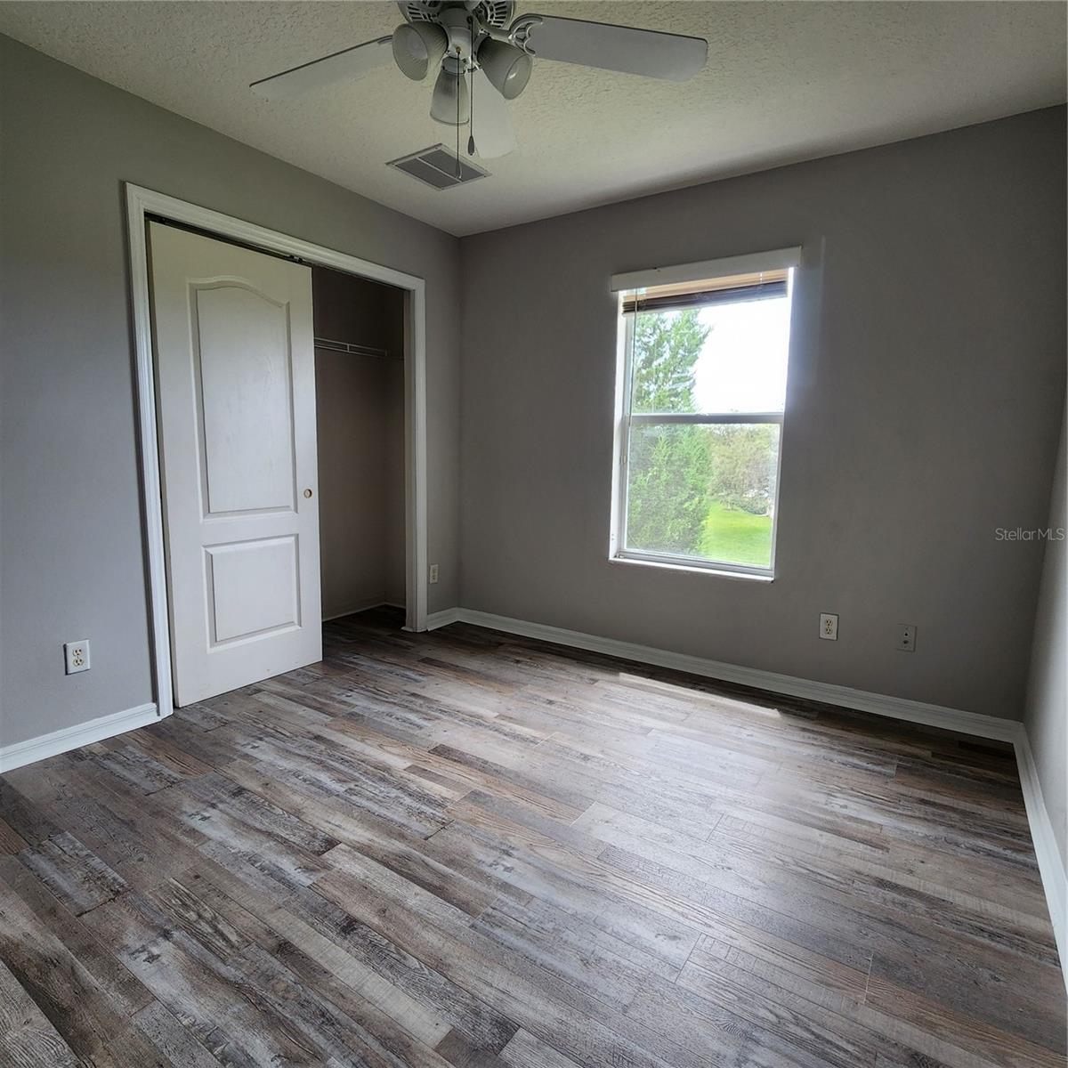 Image 9 of 18 For 9084 Iron Oak Avenue