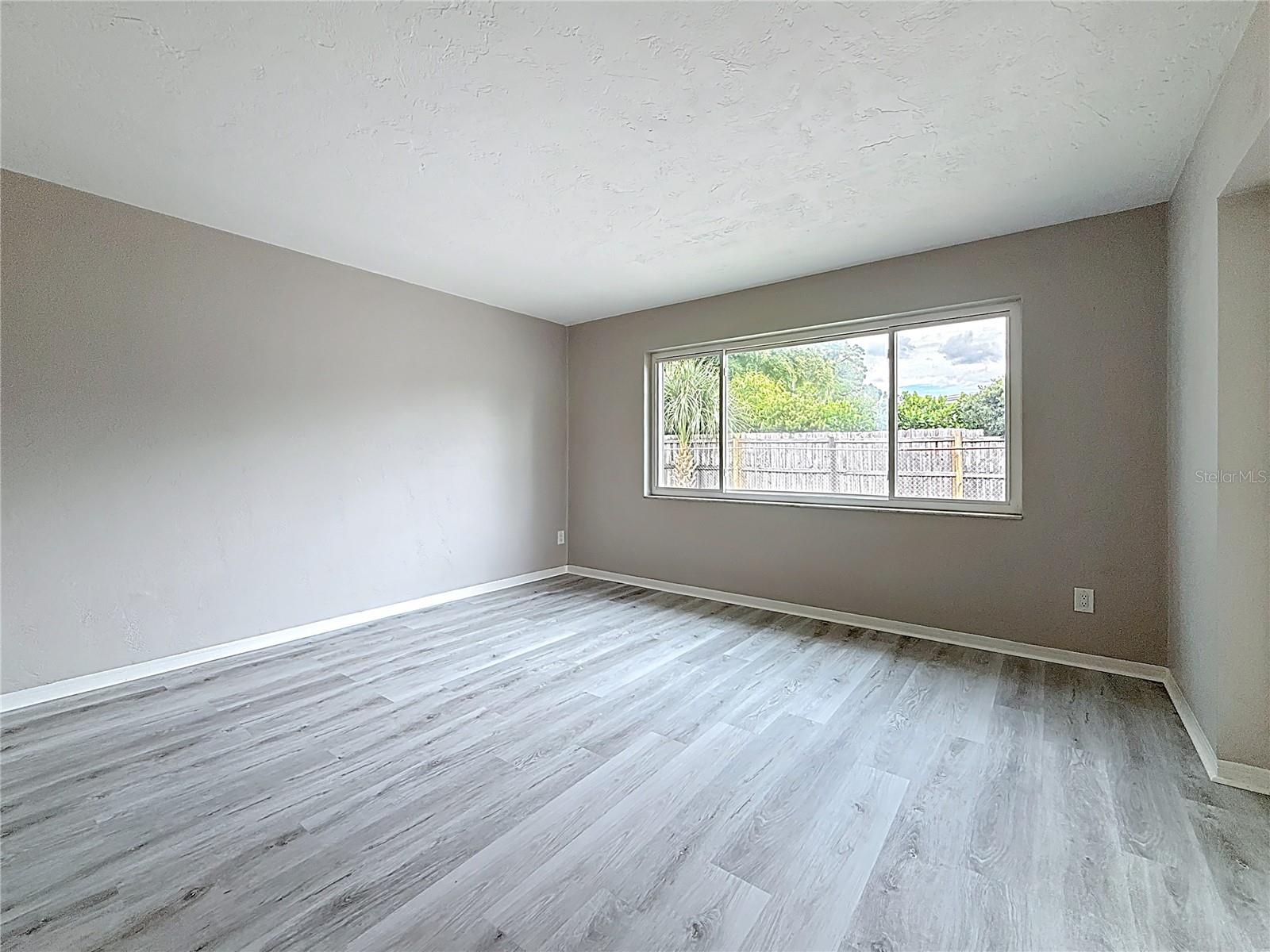 Image 24 of 49 For 1013 55th Terrace S