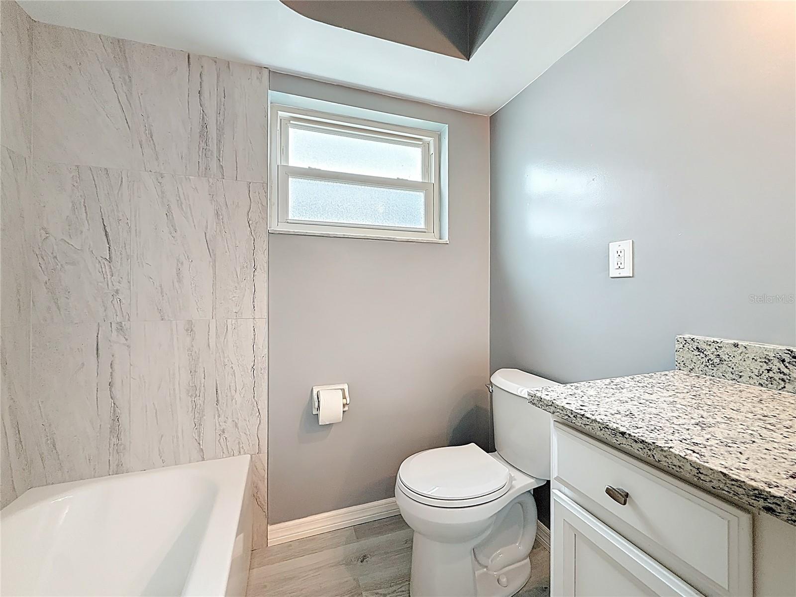 Image 30 of 49 For 1013 55th Terrace S