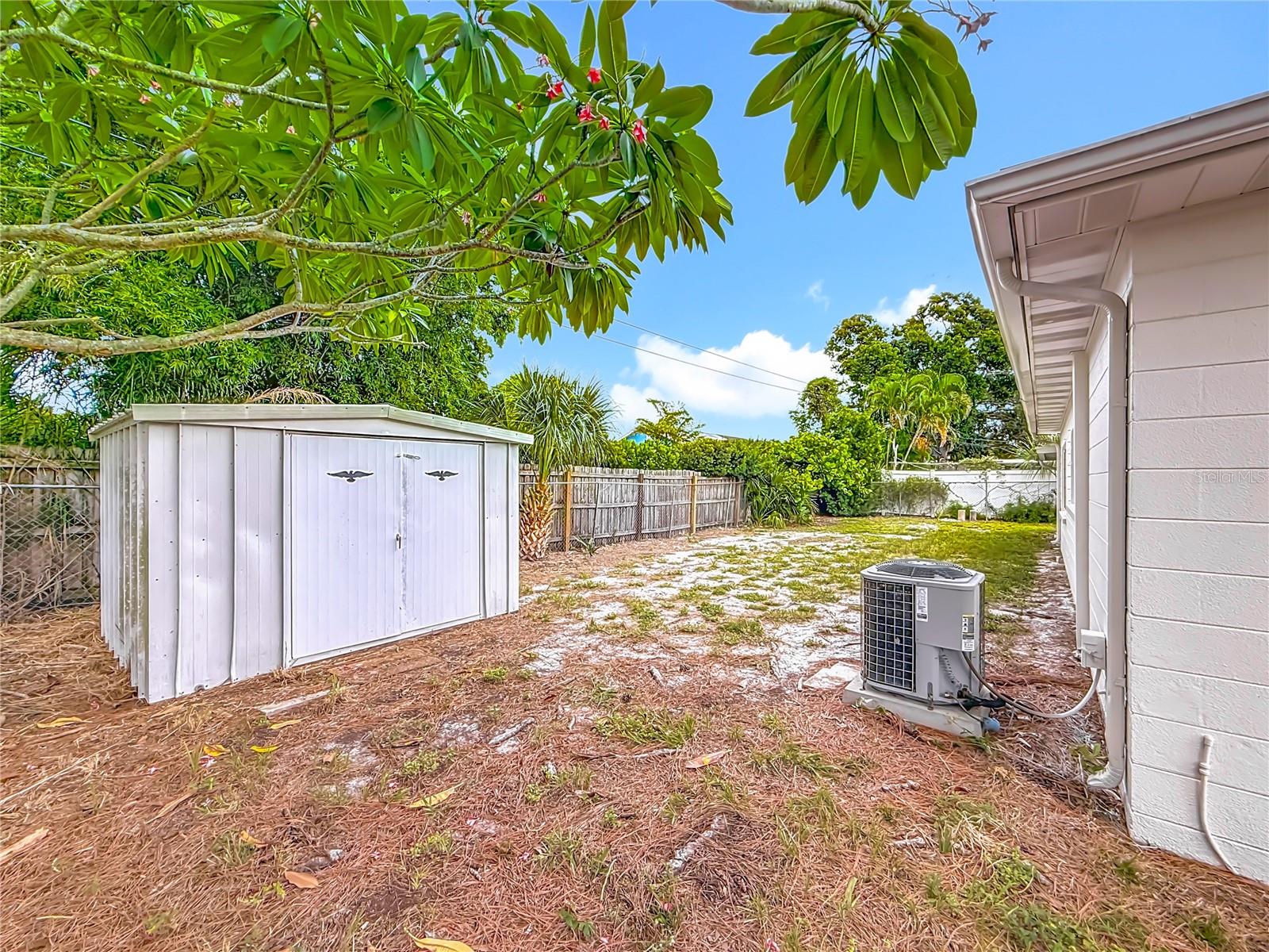 Image 42 of 49 For 1013 55th Terrace S