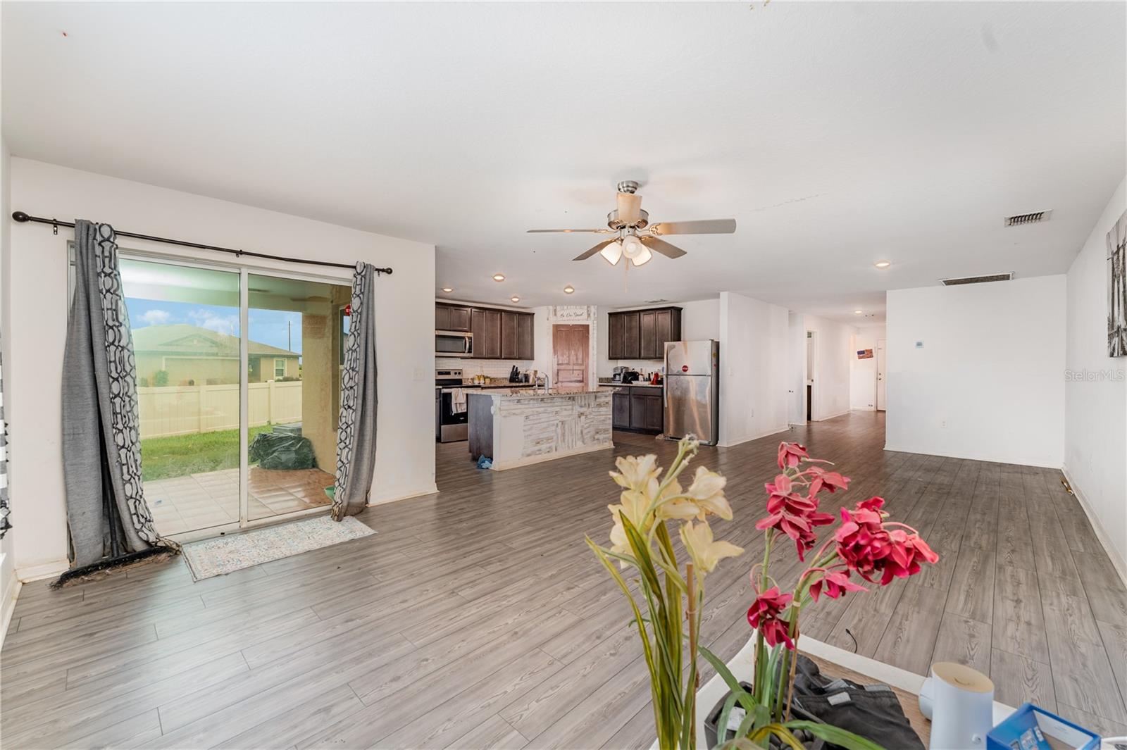 Image 2 of 30 For 1372 Swan Lake Circle