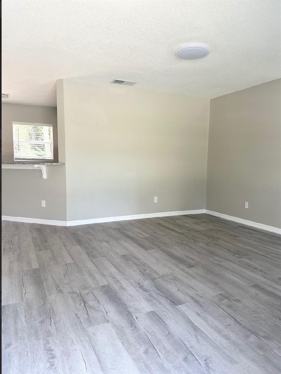 Image 2 of 10 For 7417 Savannah Lane