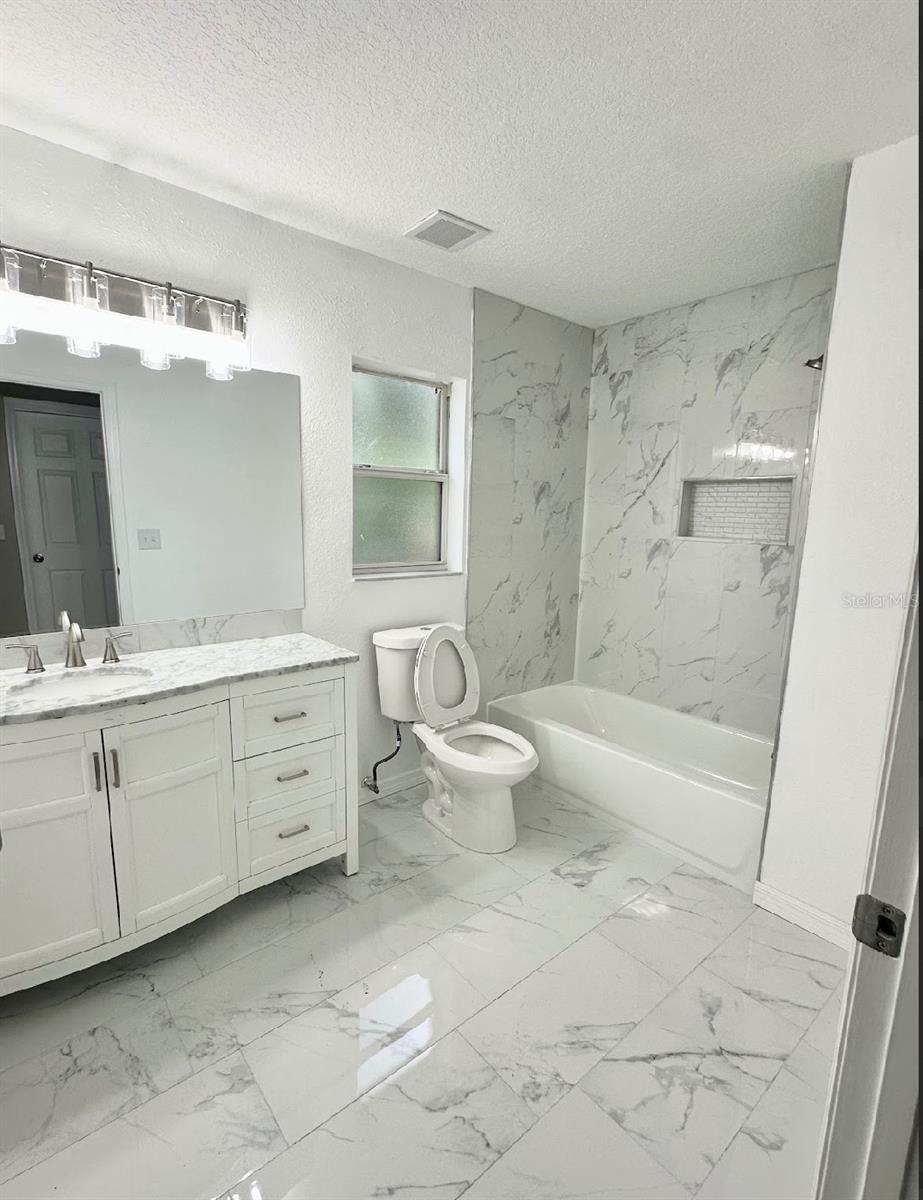 Image 6 of 10 For 7417 Savannah Lane
