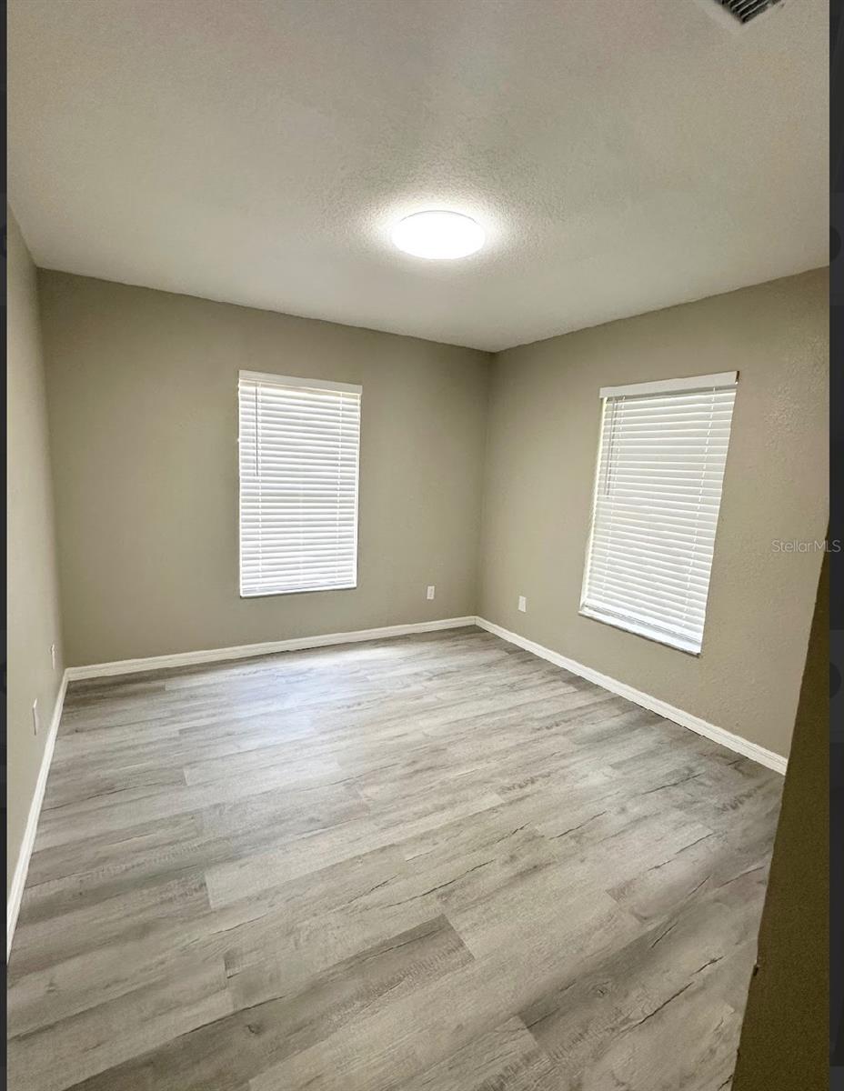 Image 7 of 10 For 7417 Savannah Lane