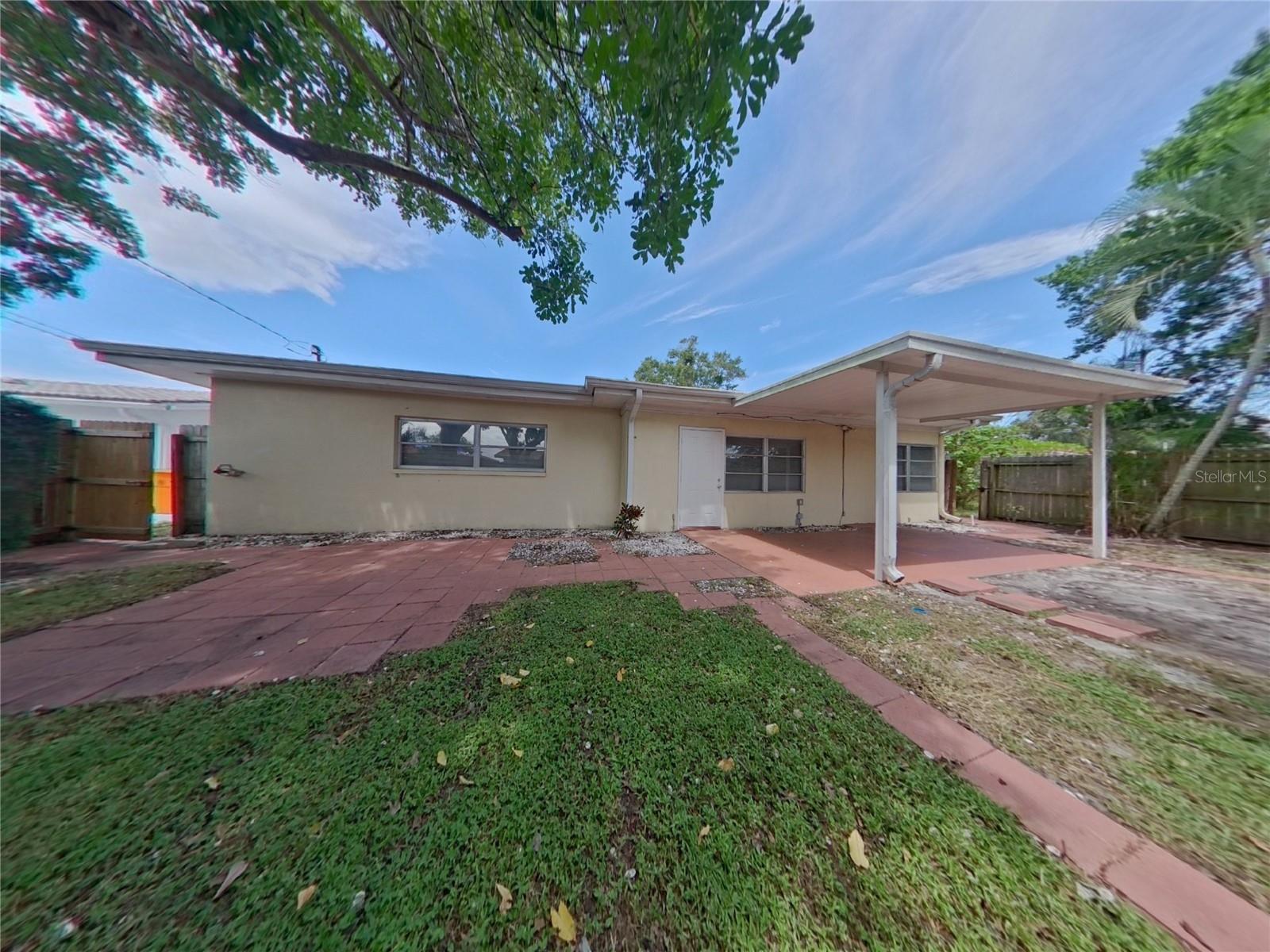 Image 16 of 16 For 2131 Greenbriar Boulevard