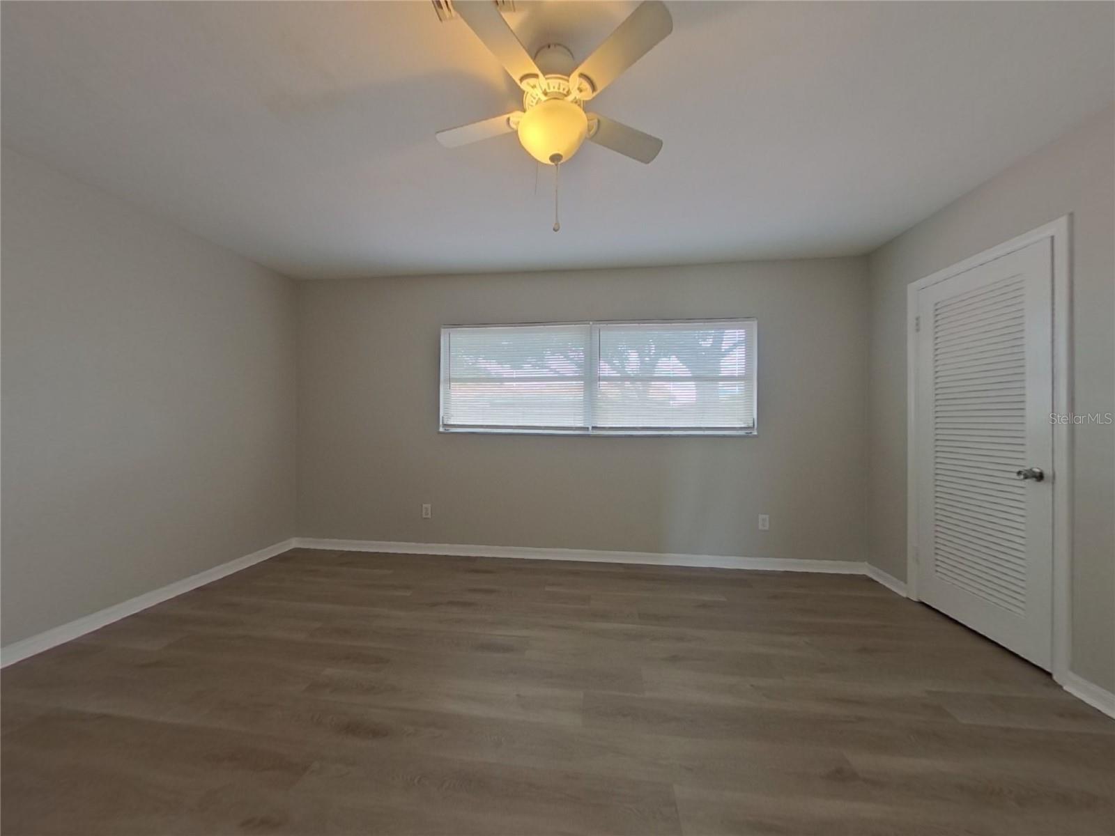 Image 7 of 16 For 2131 Greenbriar Boulevard