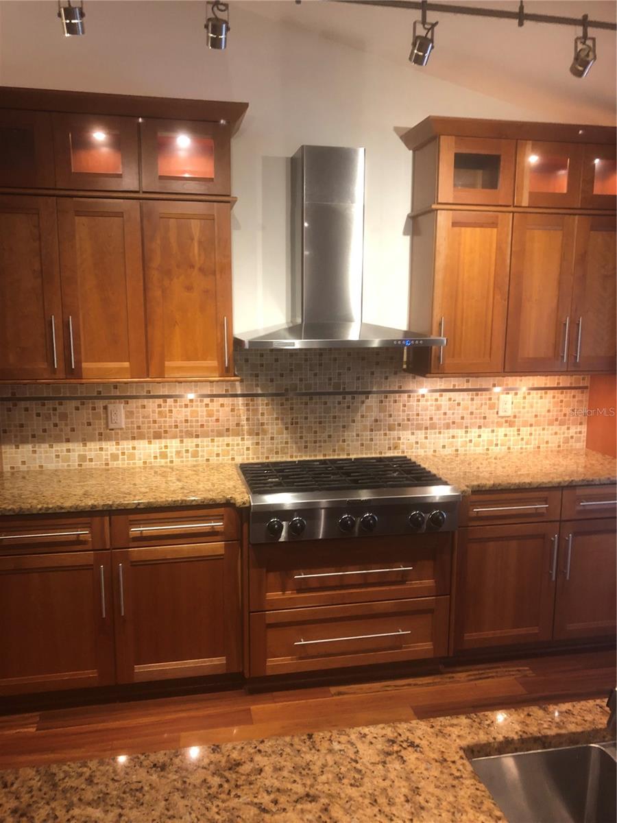 Image 5 of 15 For 3907 Corona Street 1-2