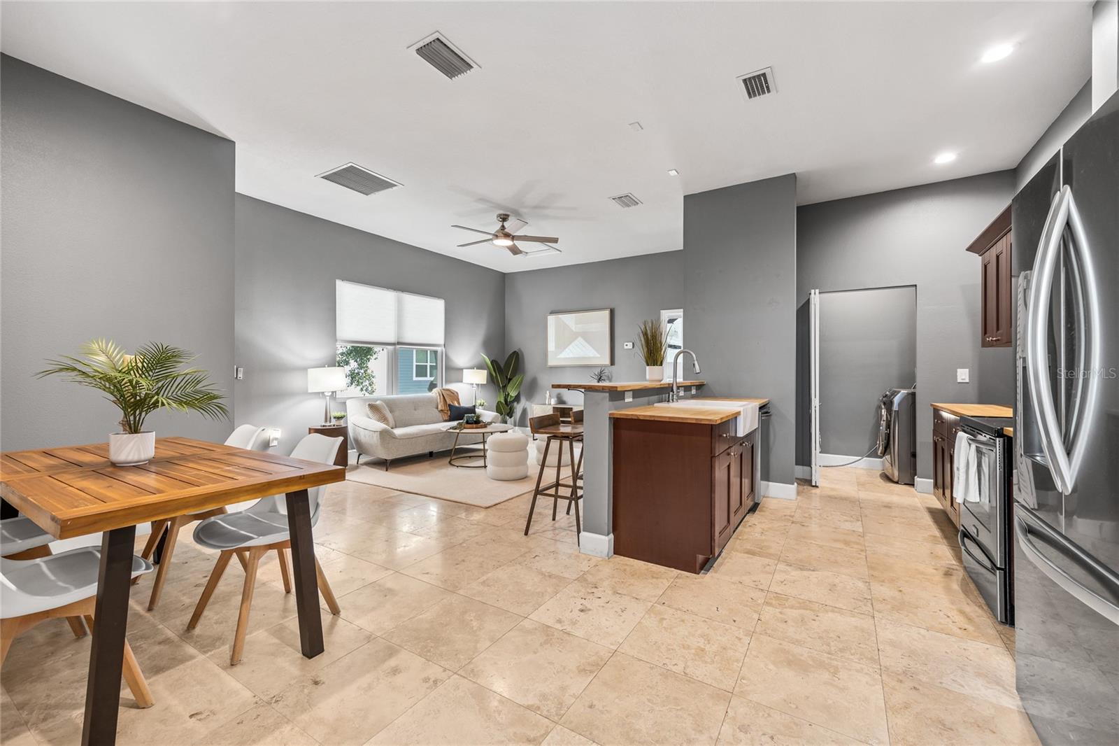 Image 11 of 36 For 714 22nd Street