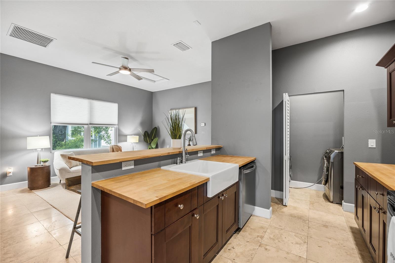 Image 13 of 36 For 714 22nd Street