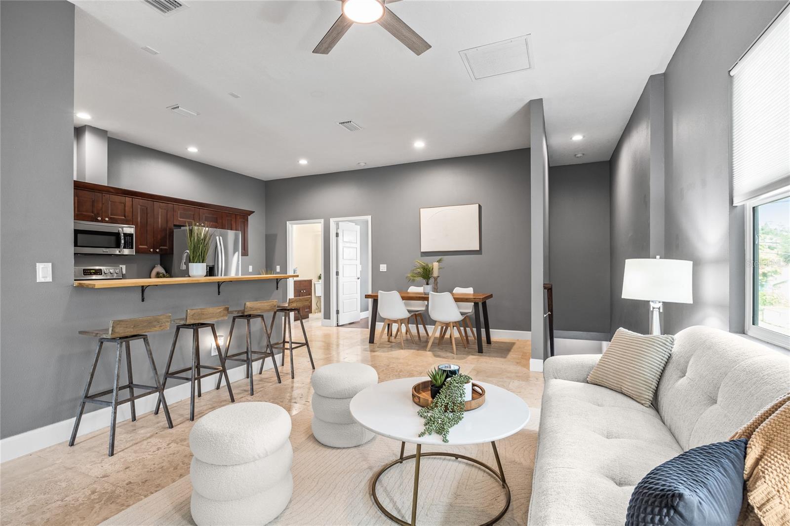 Image 14 of 36 For 714 22nd Street