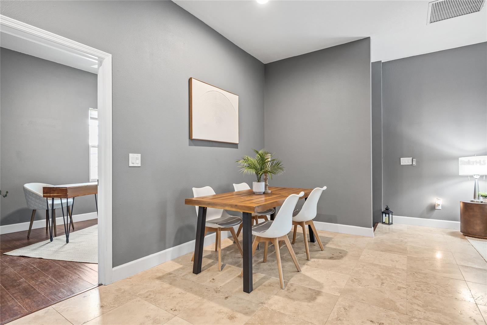 Image 15 of 36 For 714 22nd Street
