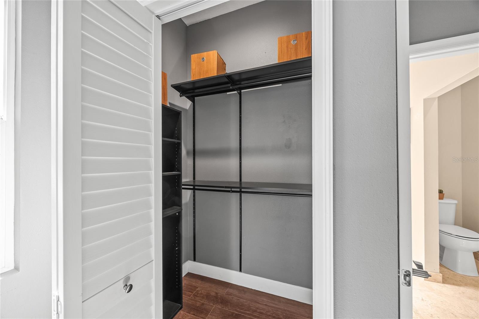 Image 18 of 36 For 714 22nd Street
