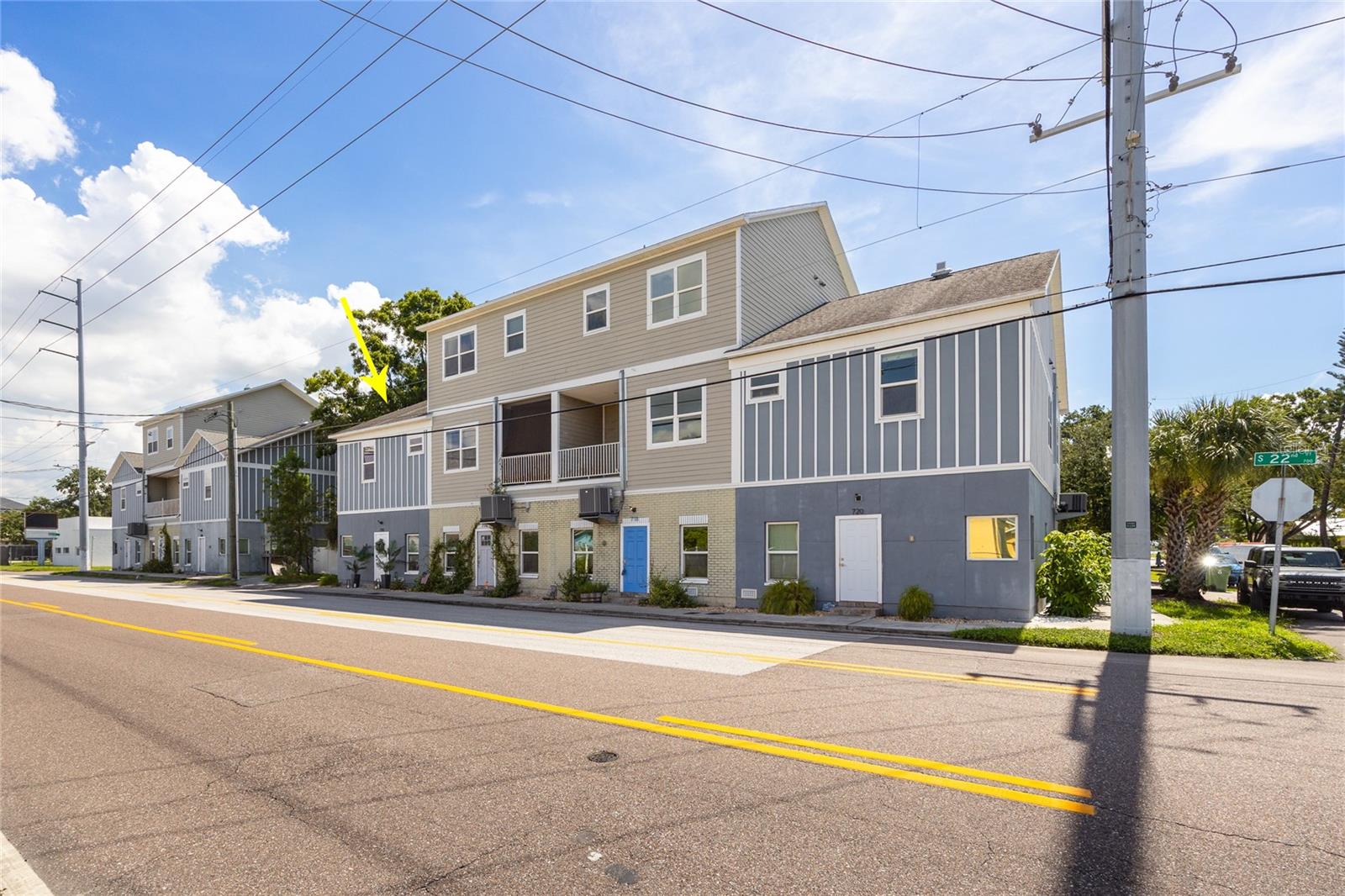 Image 2 of 36 For 714 22nd Street