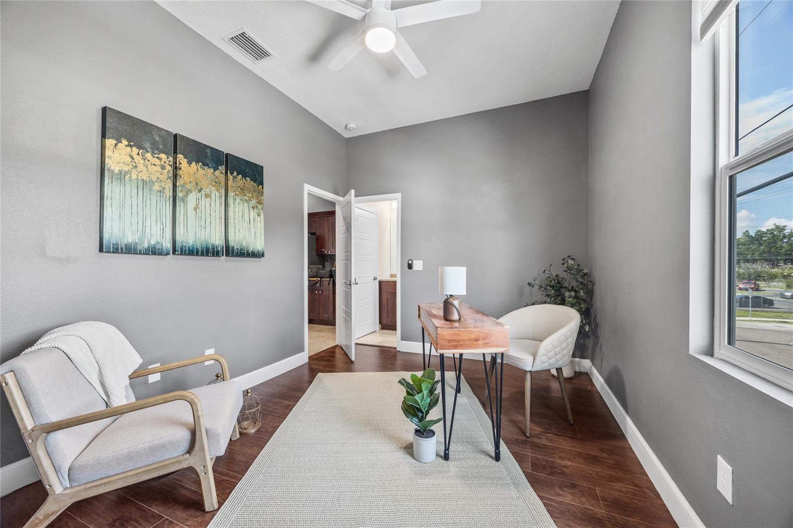 Image 23 of 36 For 714 22nd Street