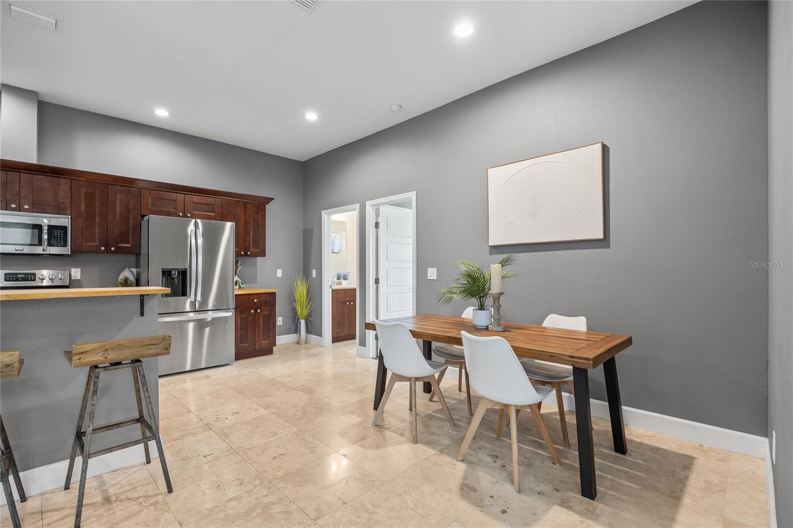 Image 8 of 36 For 714 22nd Street