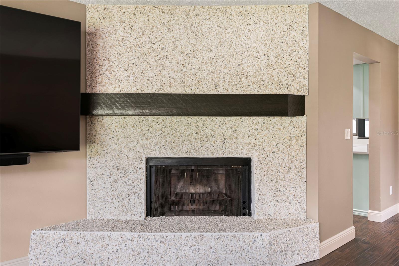 Image 13 of 40 For 2813 Meadow Wood Drive