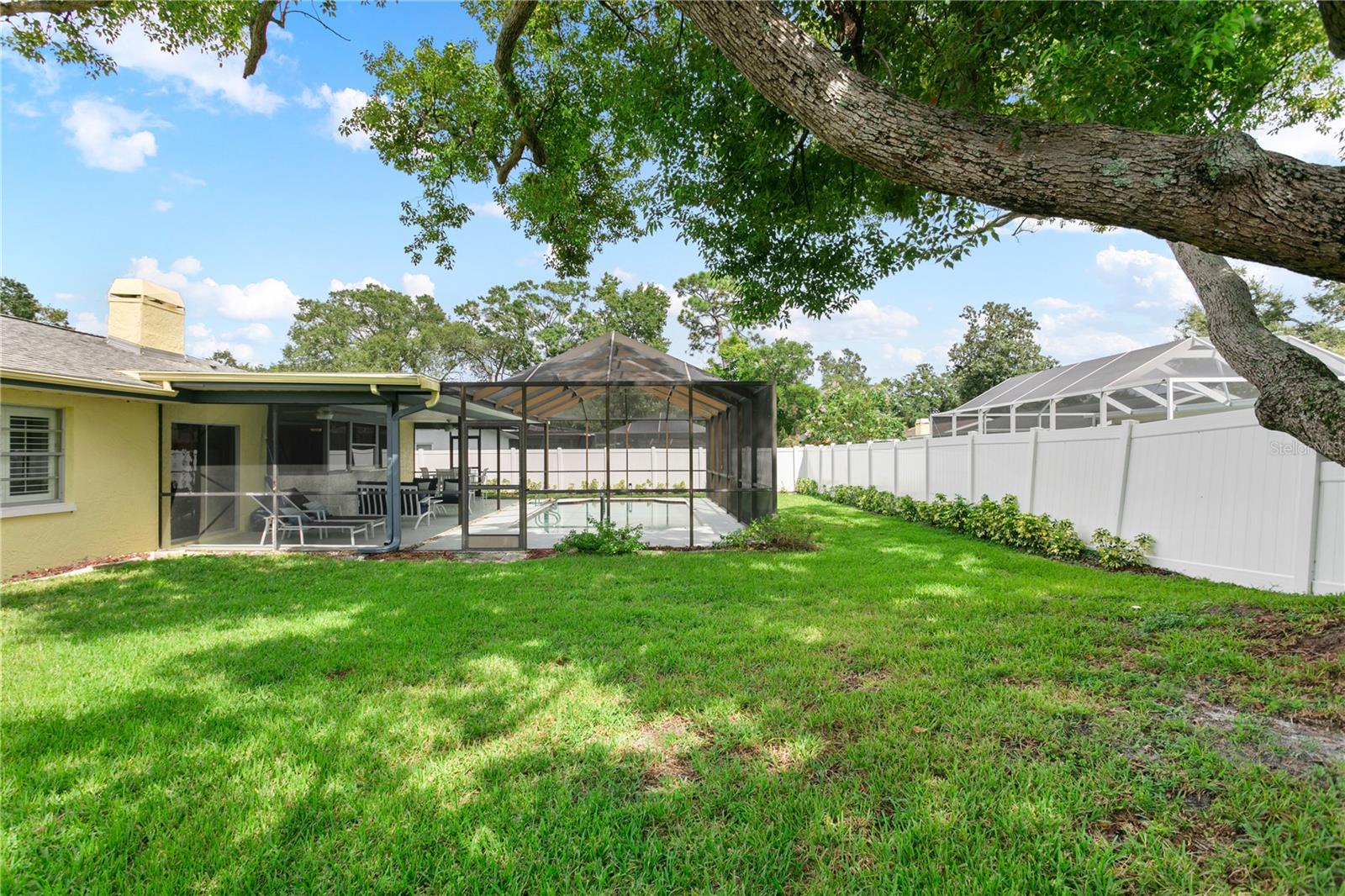 Image 40 of 40 For 2813 Meadow Wood Drive