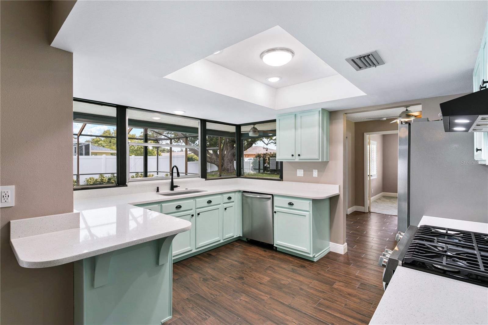 Image 5 of 40 For 2813 Meadow Wood Drive