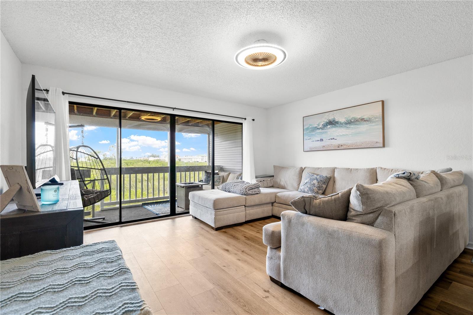 Image 11 of 56 For 9472 Tara Cay Court 2
