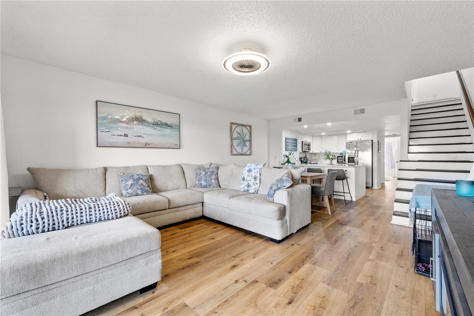 Image 13 of 56 For 9472 Tara Cay Court 2
