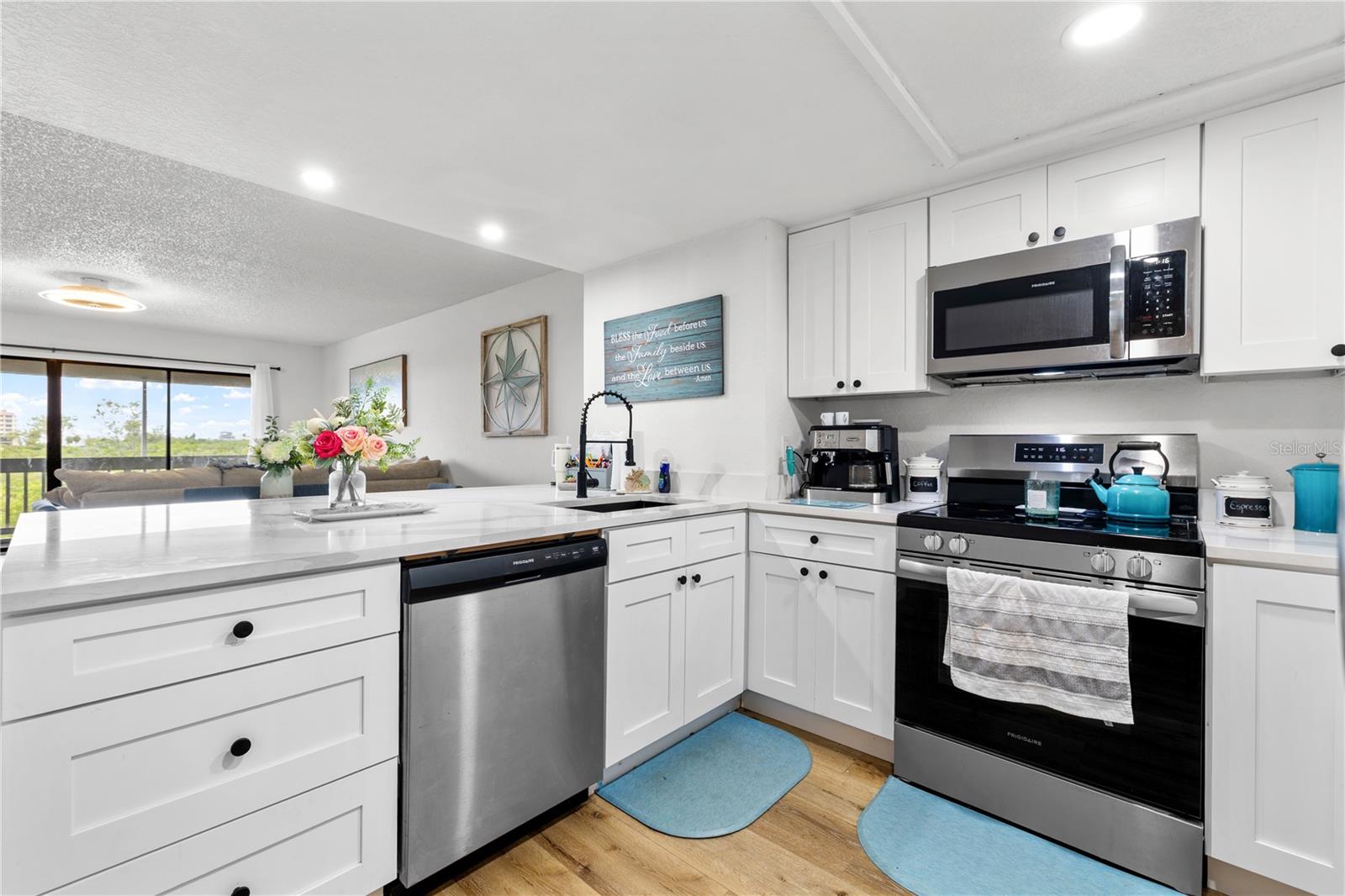 Image 9 of 56 For 9472 Tara Cay Court 2