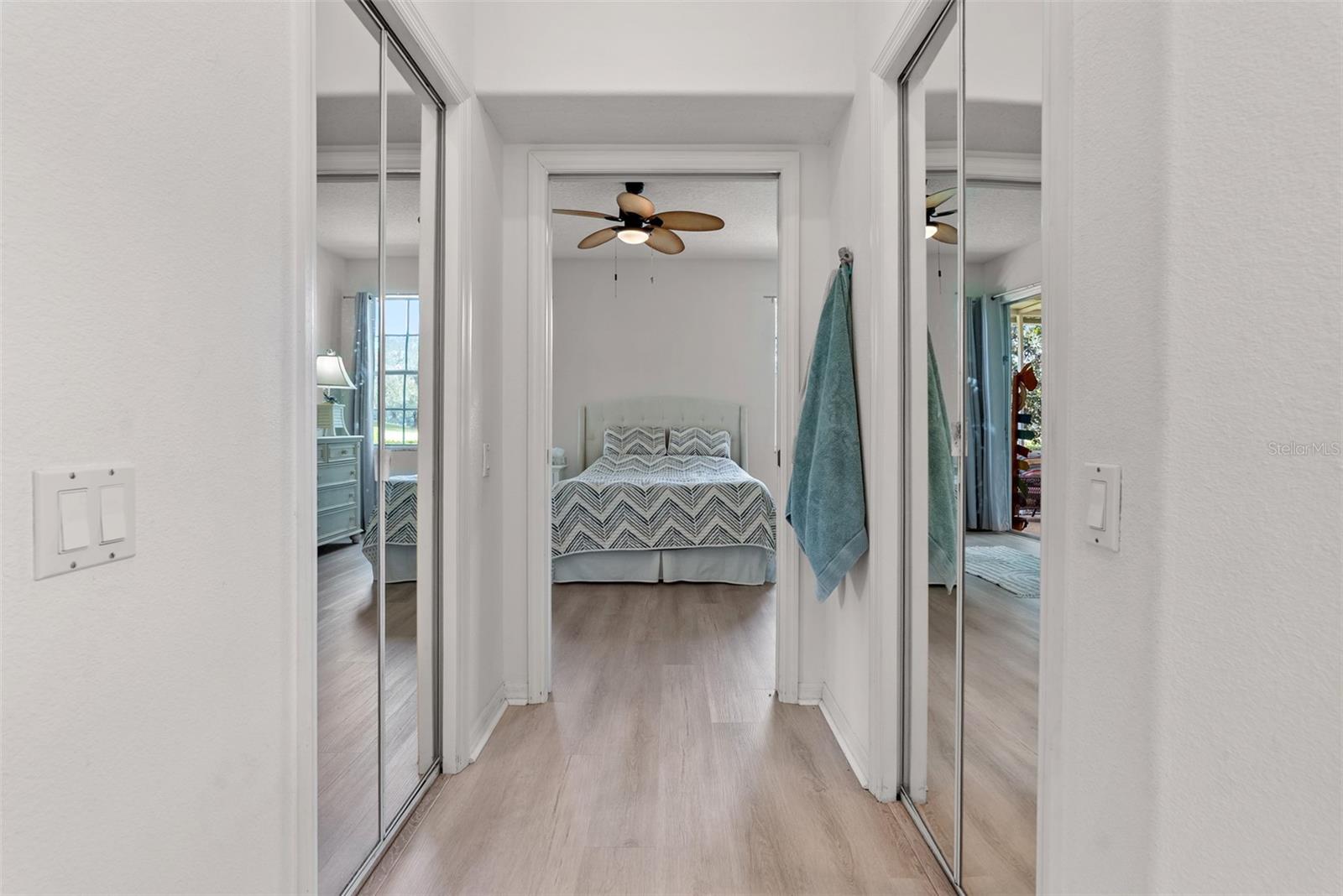 Listing photo id 16 for 4500 Golf Club Lane