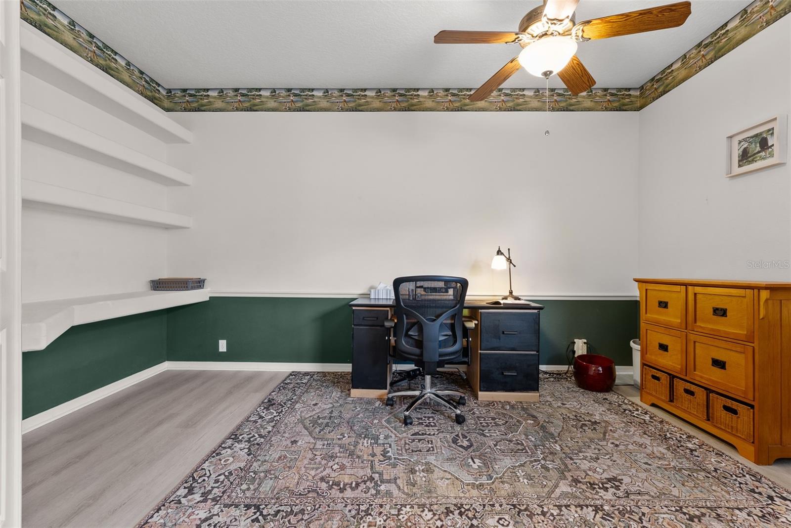 Listing photo id 20 for 4500 Golf Club Lane