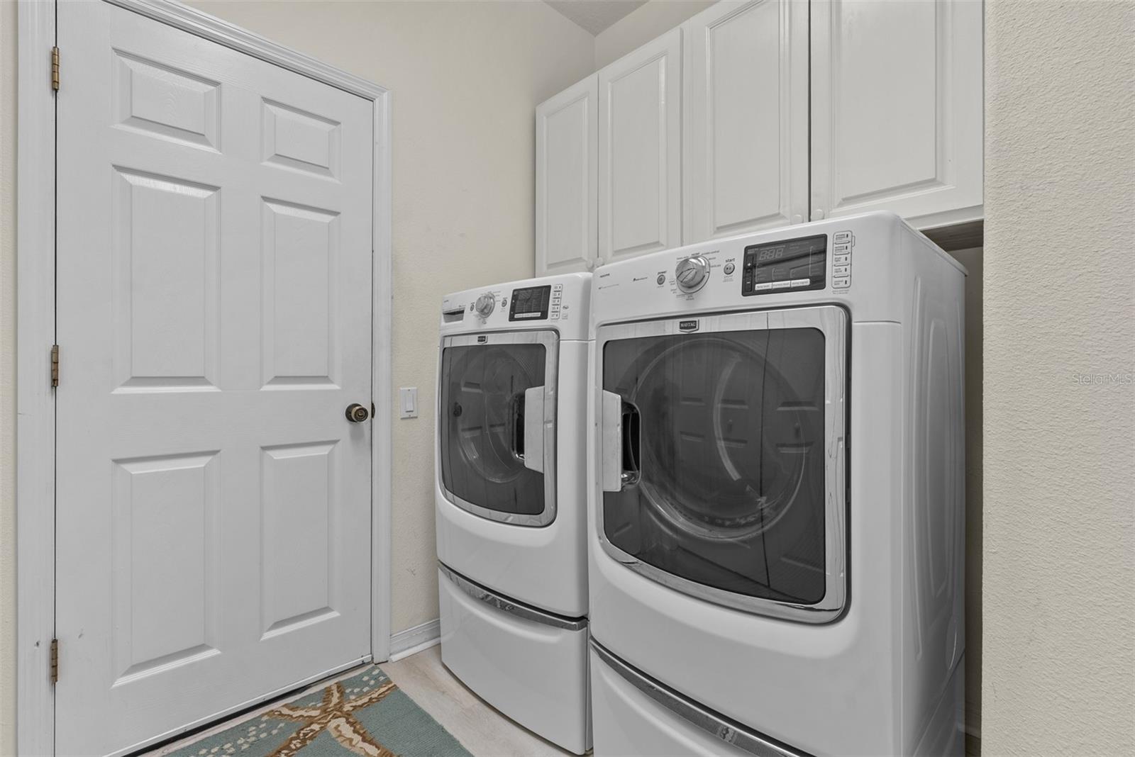 Listing photo id 23 for 4500 Golf Club Lane