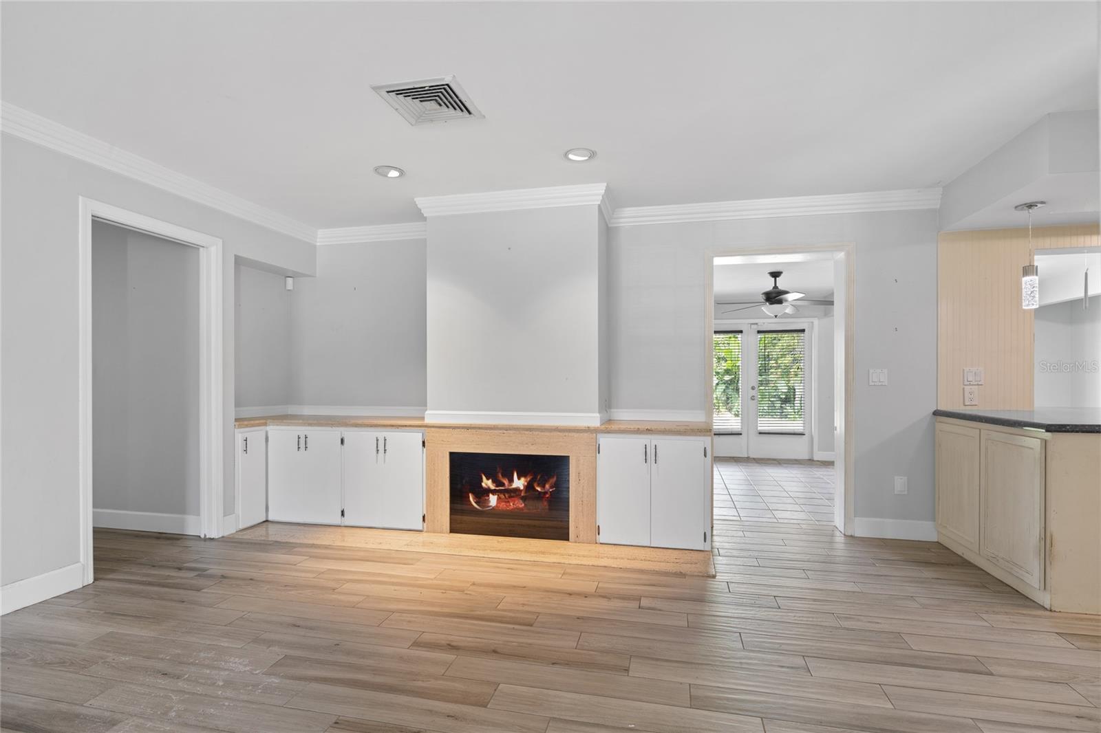 Image 10 of 40 For 3026 Samara Drive