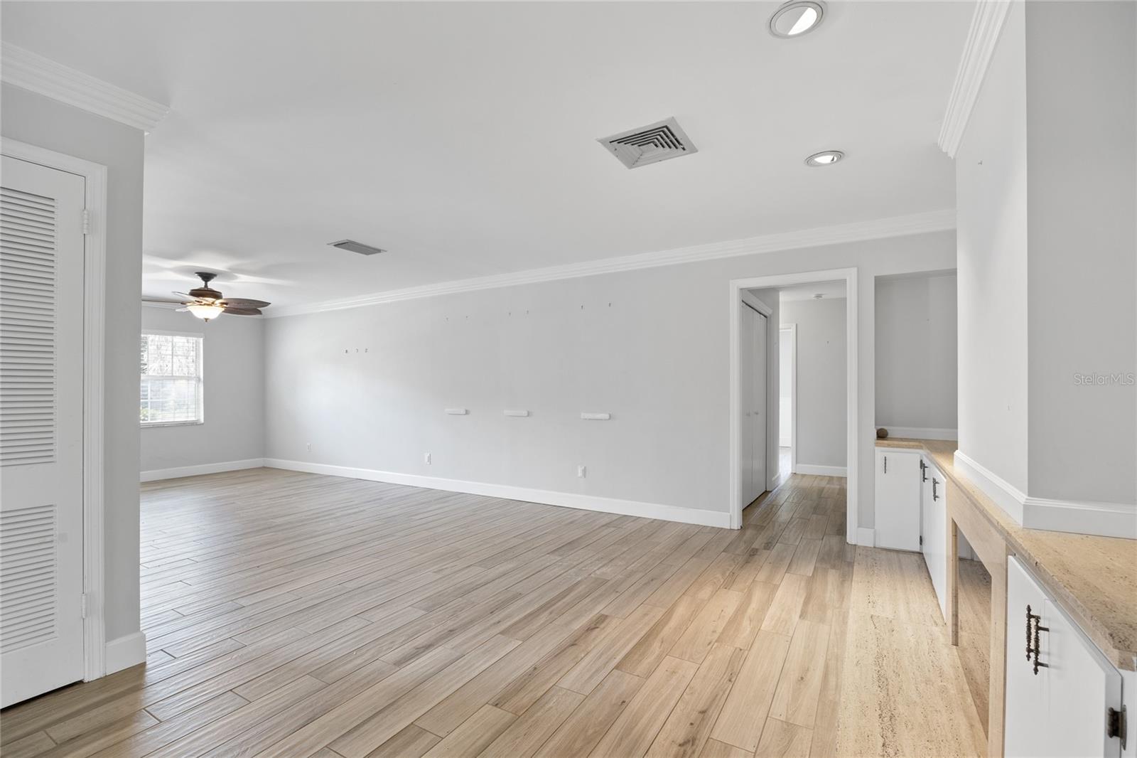 Image 13 of 40 For 3026 Samara Drive