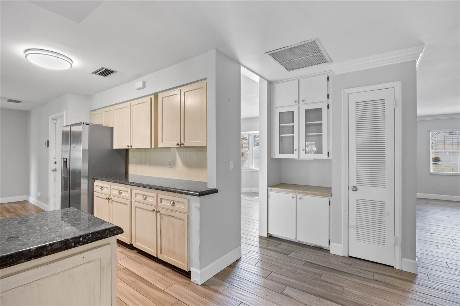 Image 14 of 40 For 3026 Samara Drive