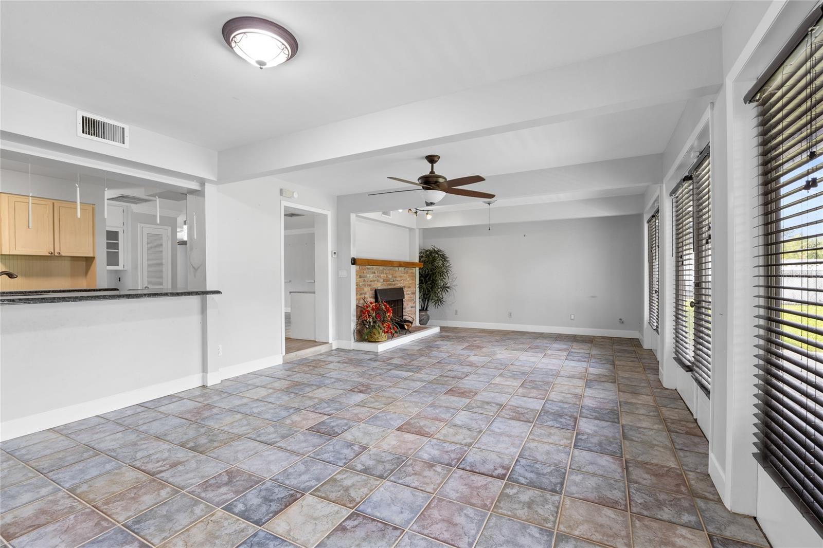 Image 16 of 40 For 3026 Samara Drive