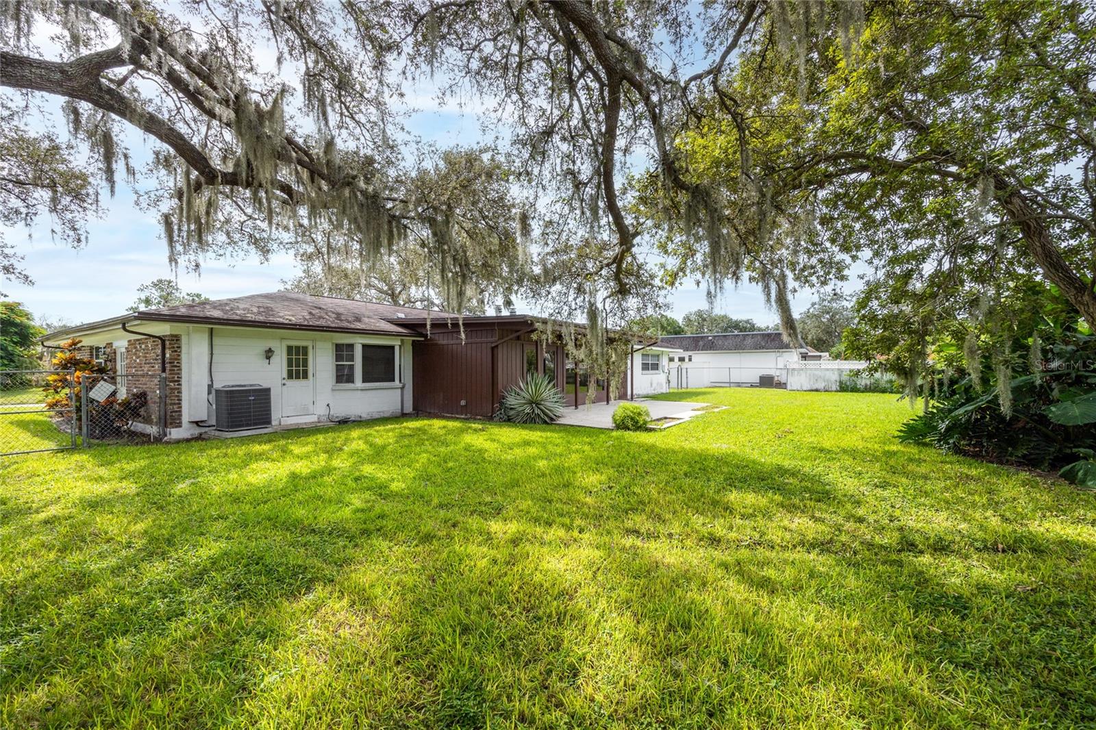 Image 39 of 40 For 3026 Samara Drive