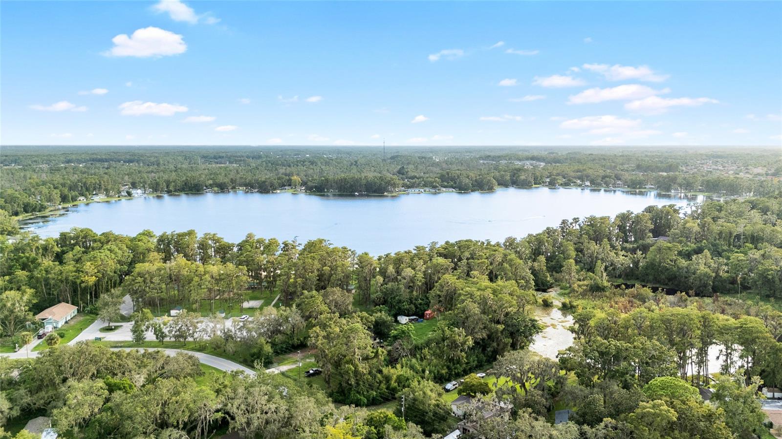 Image 3 of 9 For  Lake Drive  