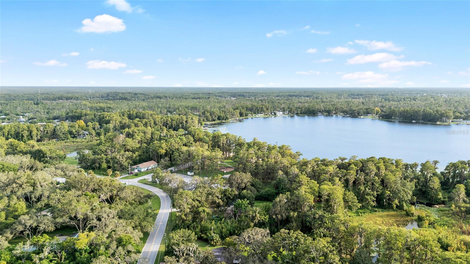 Image 5 of 9 For  Lake Drive  