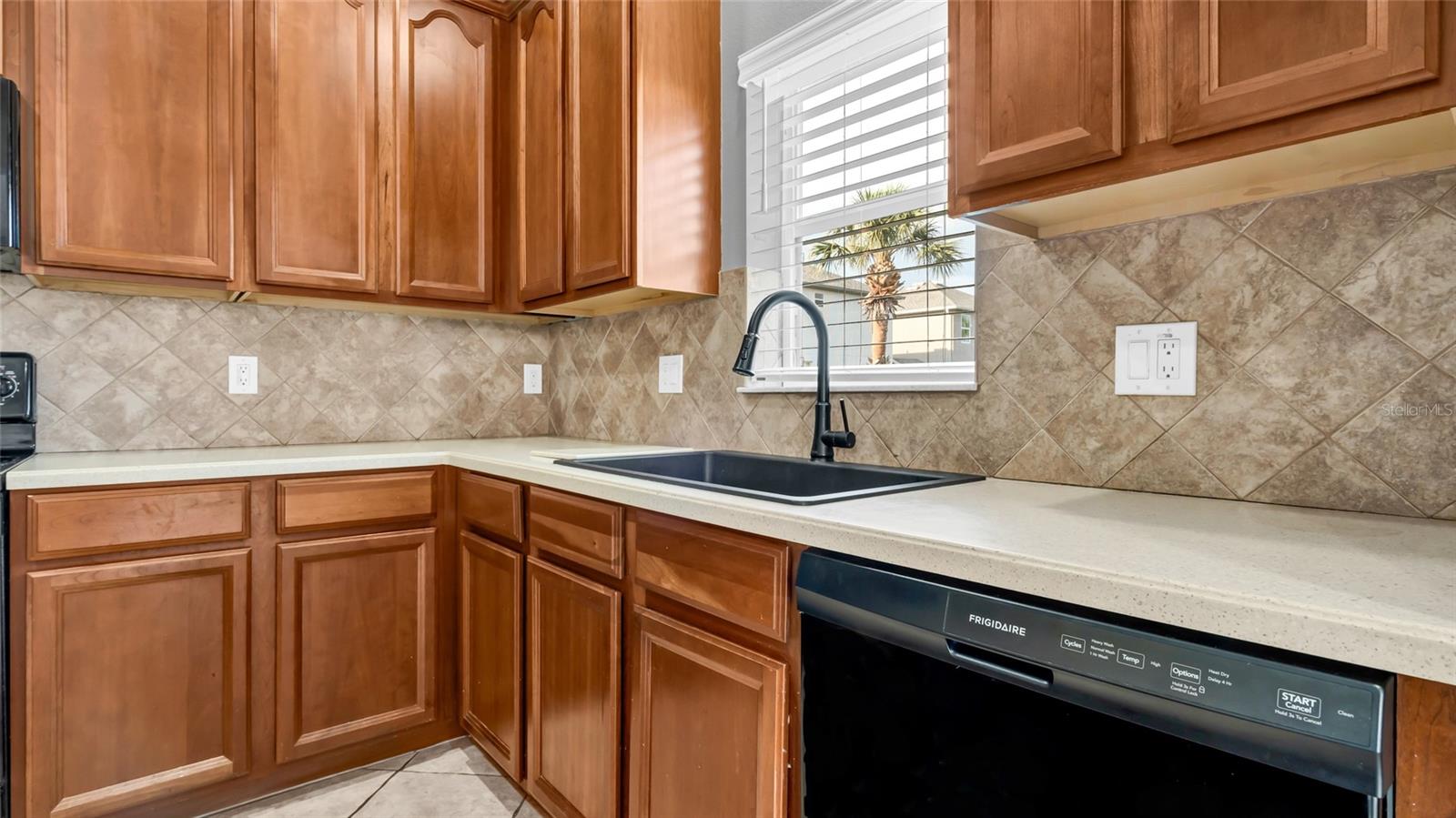 Image 11 of 44 For 10213 Dolce Vista Drive Ne