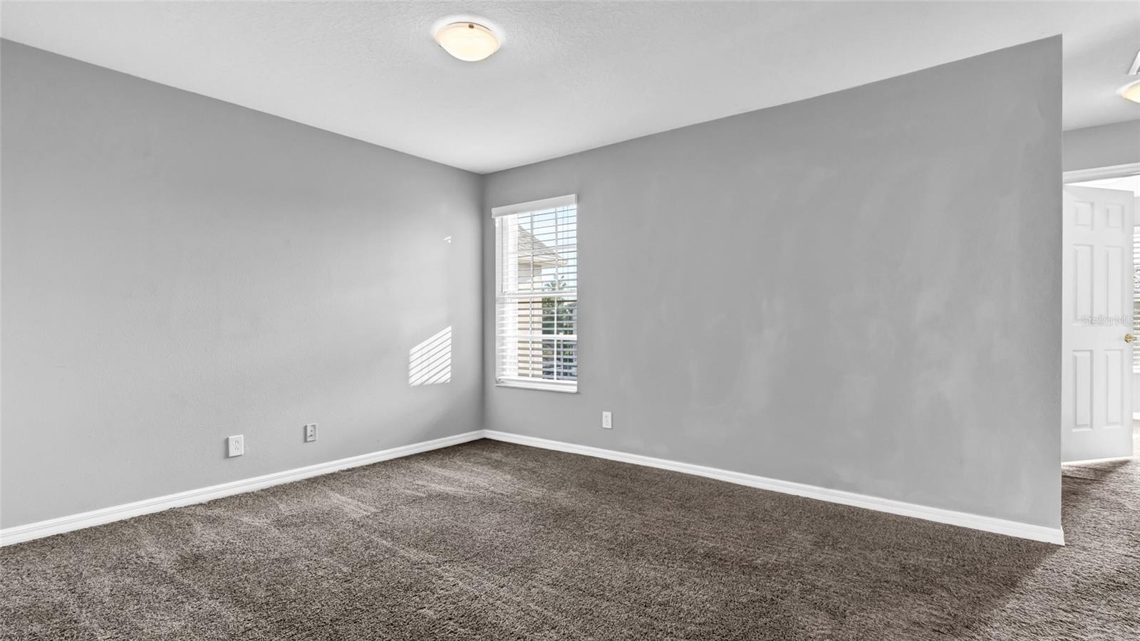 Image 14 of 44 For 10213 Dolce Vista Drive Ne