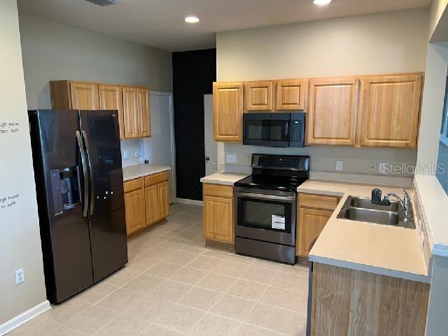 Image 4 of 13 For 4967 Pond Ridge Drive