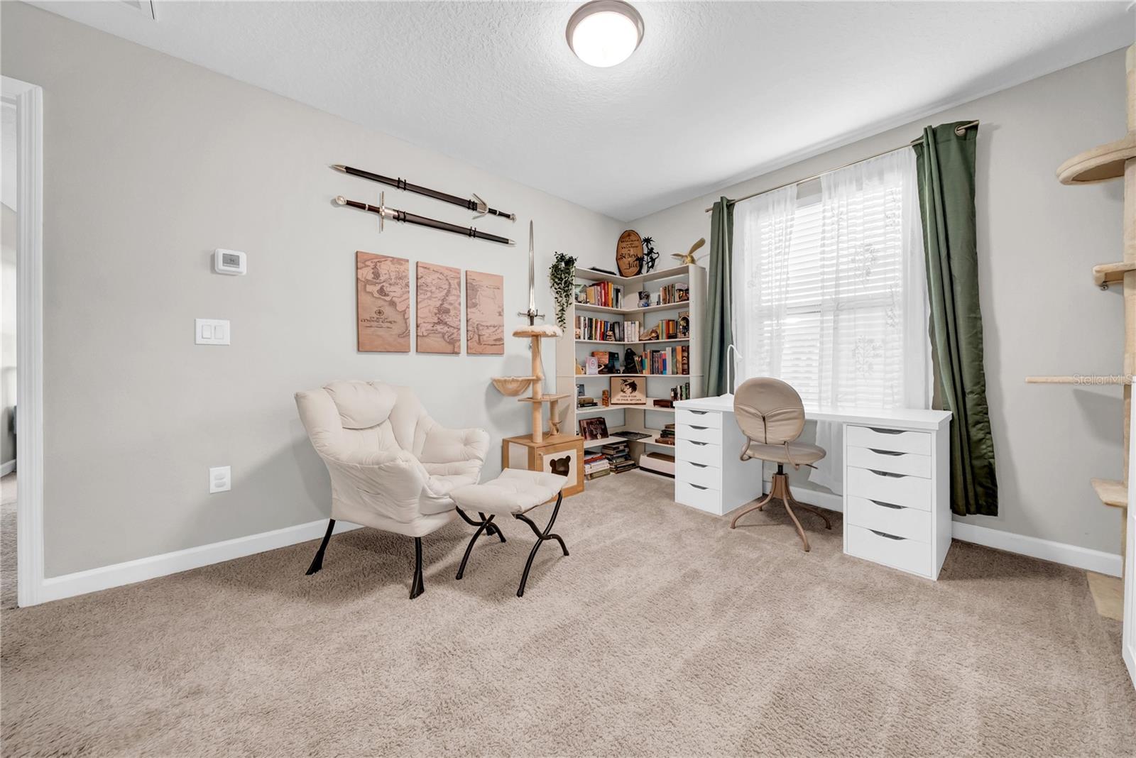 Image 13 of 38 For 10031 Sage Creek Drive