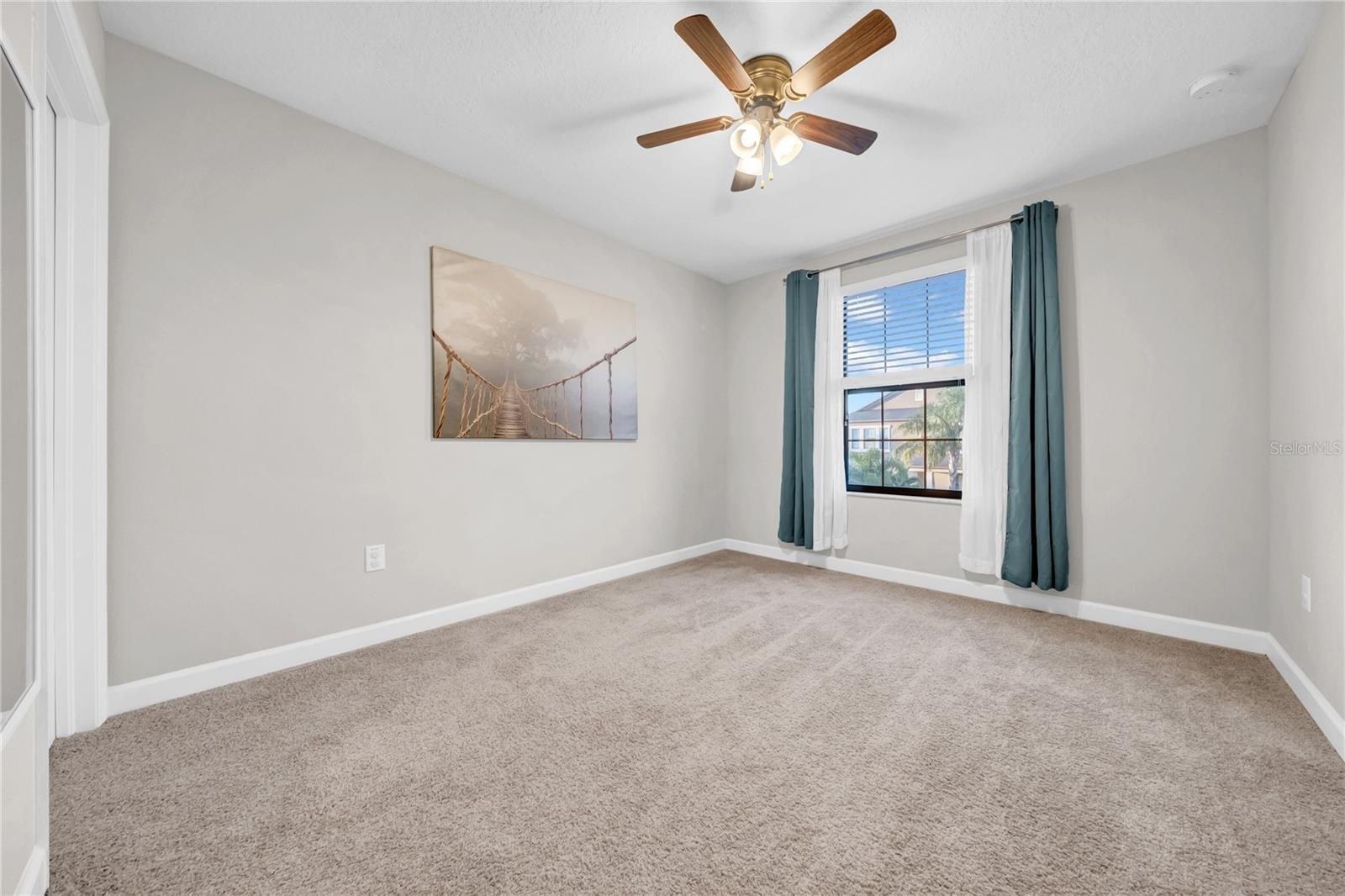 Image 22 of 38 For 10031 Sage Creek Drive