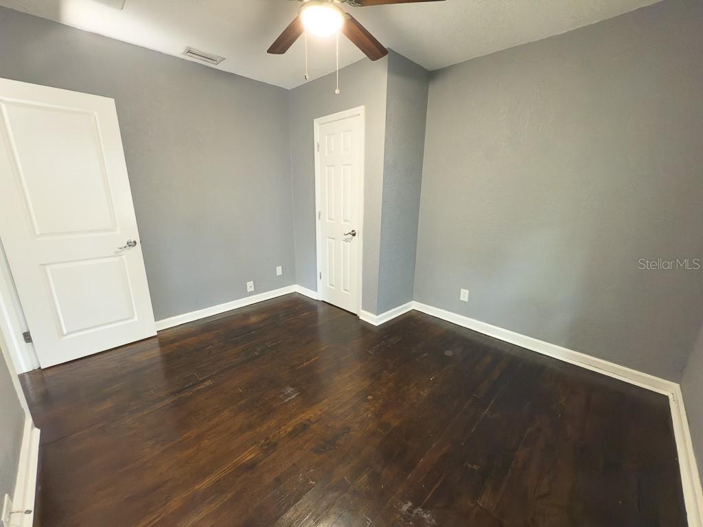Image 13 of 47 For 2434 9th Avenue N