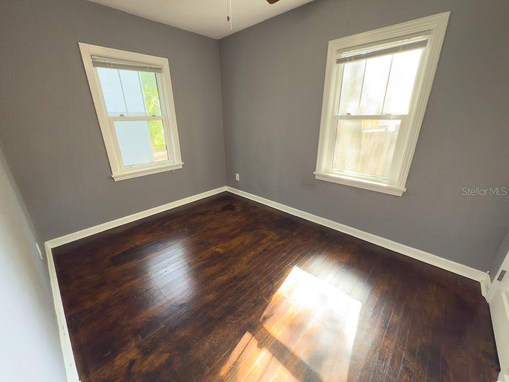 Image 14 of 47 For 2434 9th Avenue N