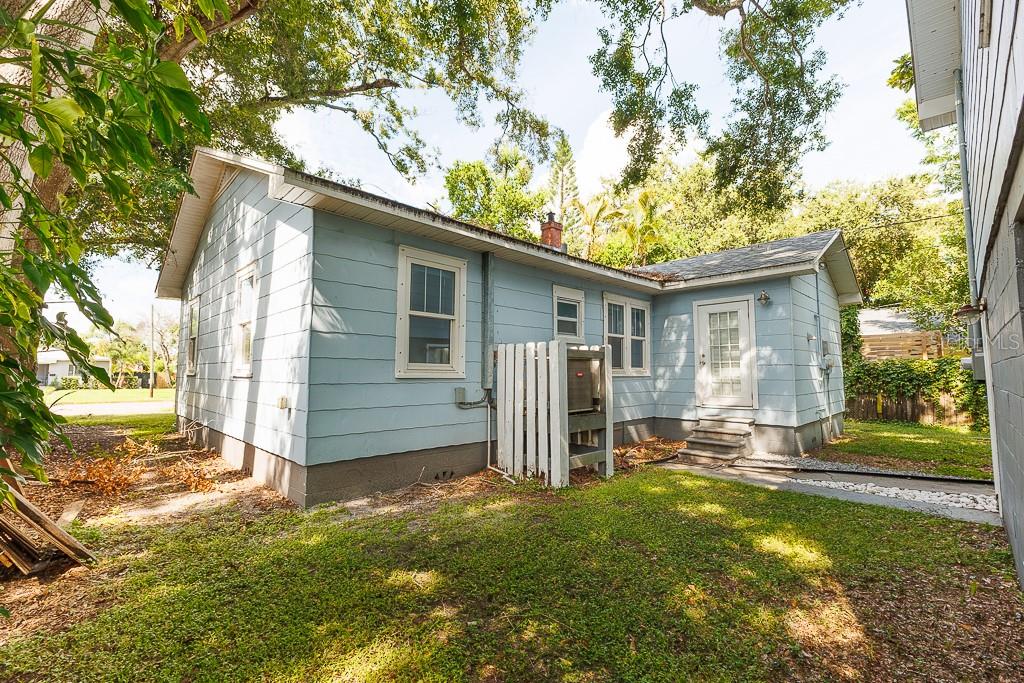 Image 22 of 47 For 2434 9th Avenue N