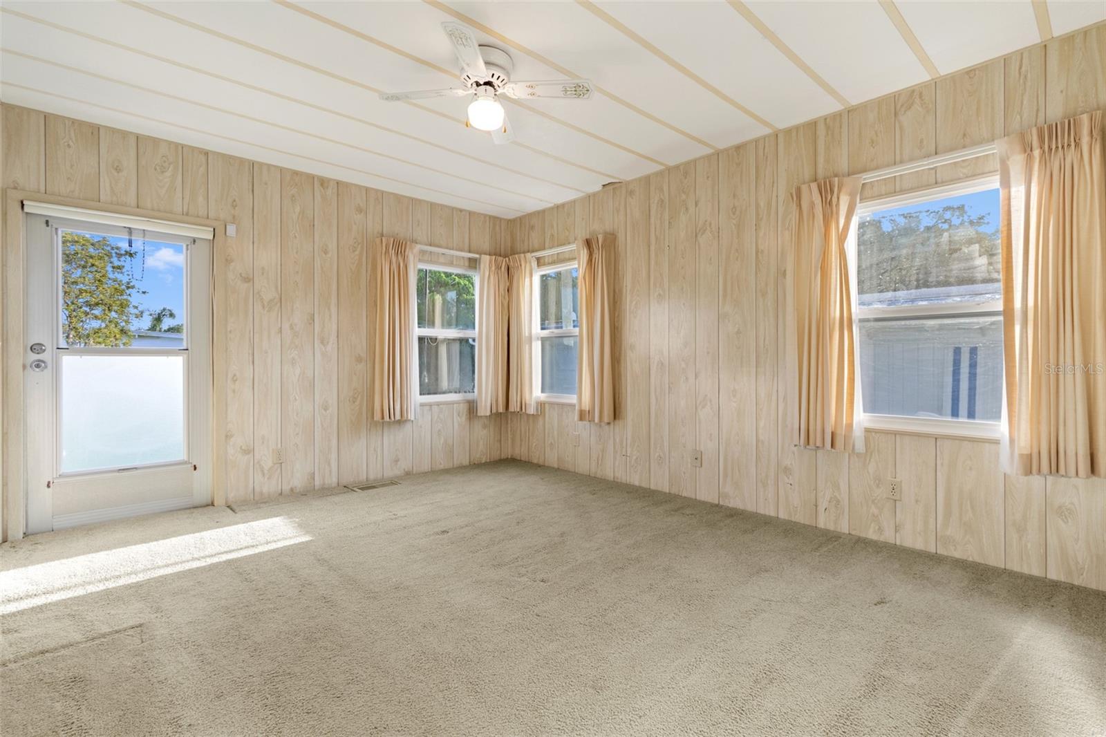 Image 13 of 27 For 29129 Johnston Road 2545