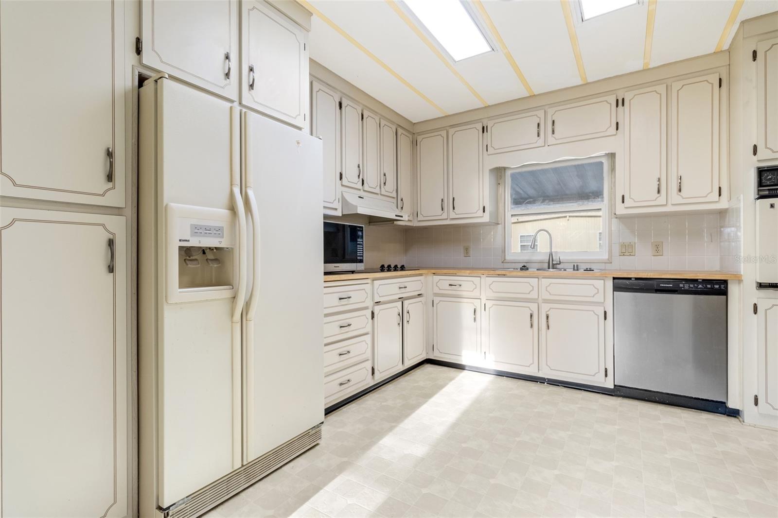 Image 7 of 27 For 29129 Johnston Road 2545