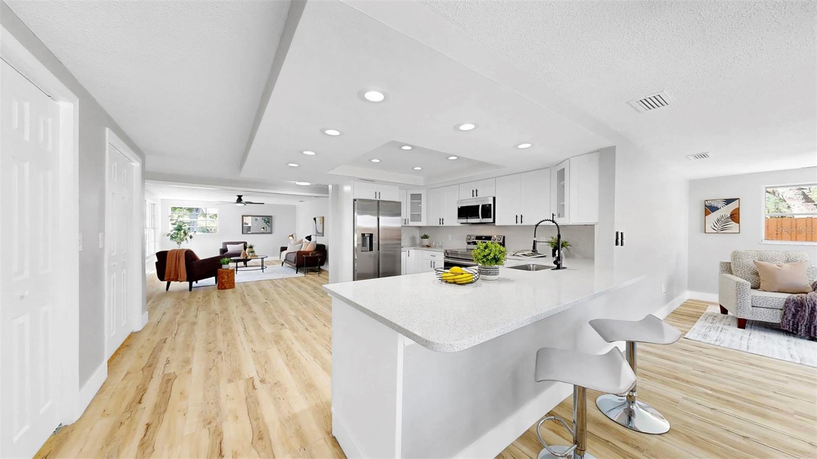 Image 2 of 14 For 829 Riverside Drive